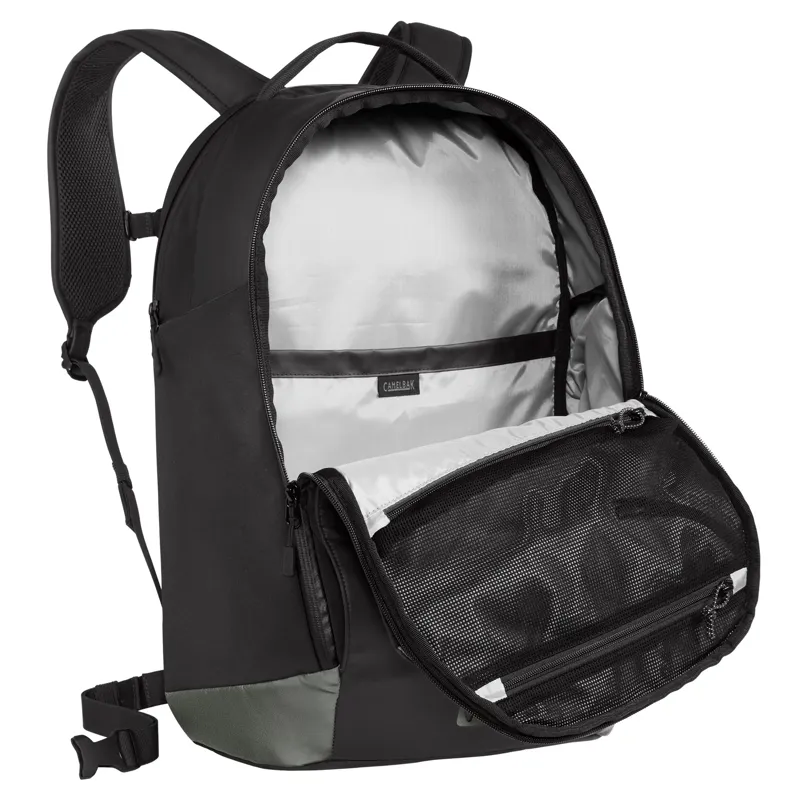 Camelbak H.A.W.G. 30L Commute Hydration Pack in Black-9