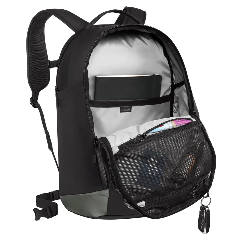 Camelbak H.A.W.G. 30L Commute Hydration Pack in Black-10
