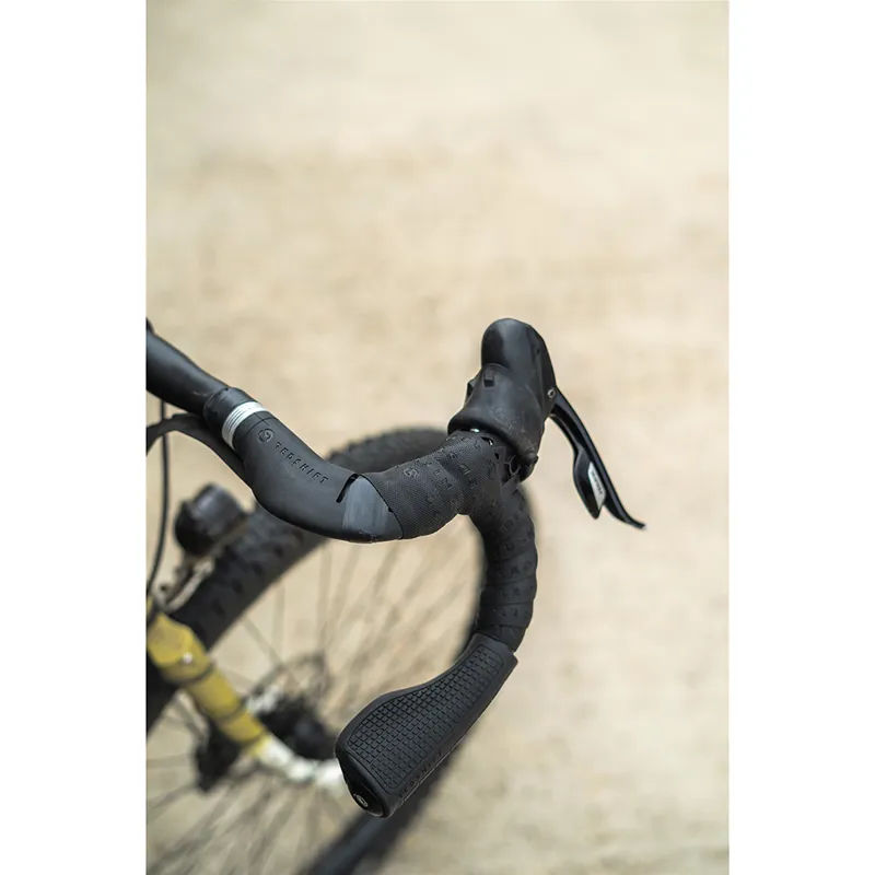 Redshift Cruise Control Grips Top Grips in Black-1