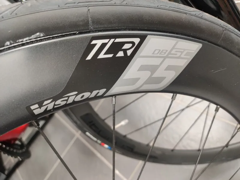 Orro Signature Venturi STC Ultegra-Di2 Airbeat Road Bike 2023 in Candy Red-4