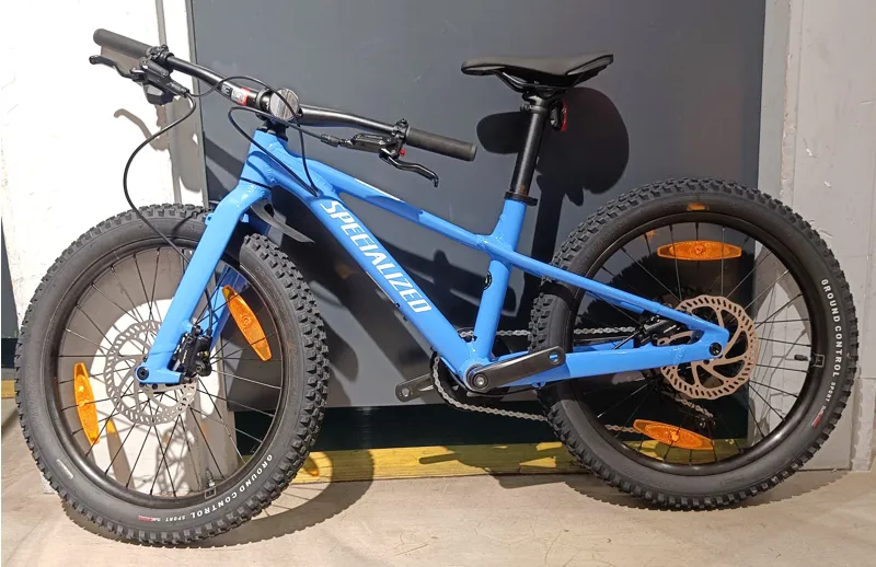 EX DISPLAY Specialized Riprock 20 inch Kids Bike 2024 in Sky Blue-2