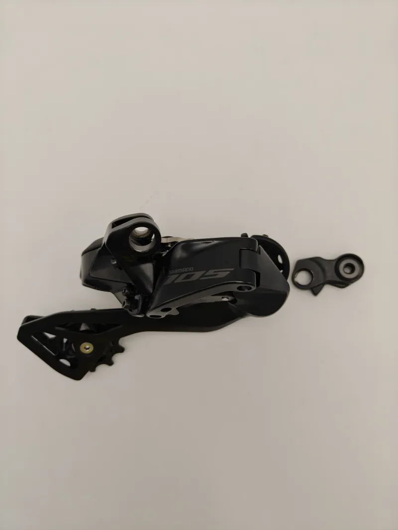 Ex-Display Shimano 105 RD-R7150 Di2 12 Speed Rear Derailleur E-Tube in Black-1