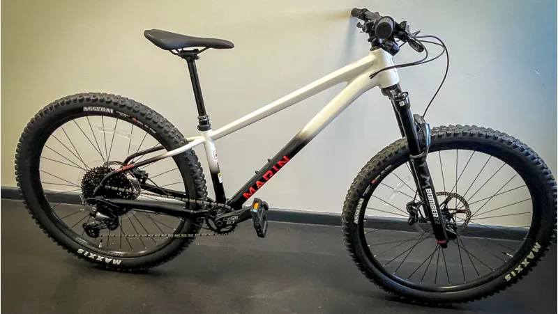 EX DISPLAY Marin San Quentin 3 27.5 Medium Hardtail Mountain