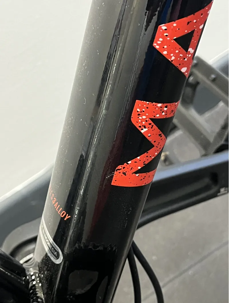 EX DISPLAY Marin San Quentin 3 27.5 Medium Hardtail Mountain Bike 2024 in White/Black-3