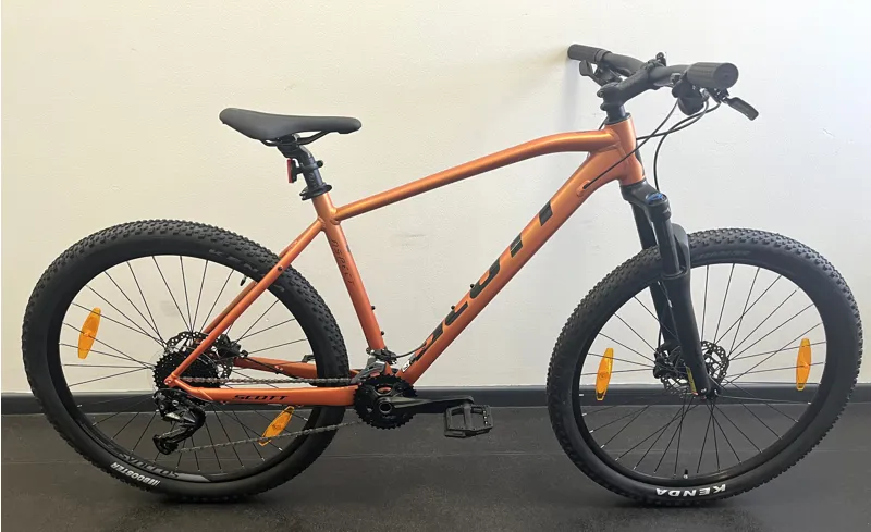EX DISPLAY Scott Aspect 740 Mountain Bike Large 2024 in Orange
