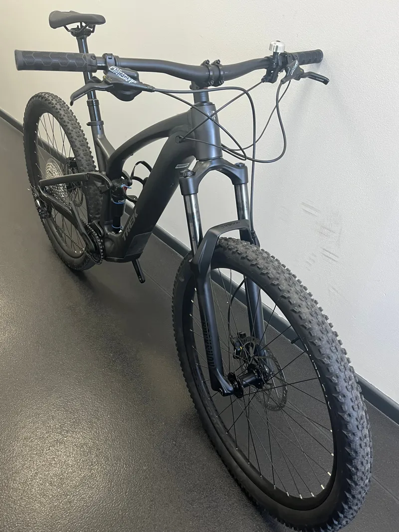 EX DEMO Trek FUEL EXe 5 Alloy Deore Large Full Suspension Electric Mountain Bike 2025 in Matte Black-2