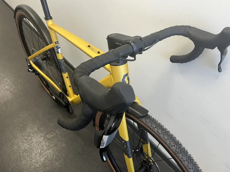 Ex Demo Scott Speedster Gravel 30 EQ Gravel Bike Size 52 2025 in Yellow-1