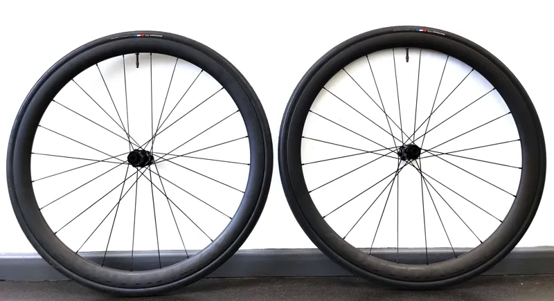 EX DISPLAY Bontrager Aeolus Pro 37 TLR Disc 700c Road Wheelset Bk
