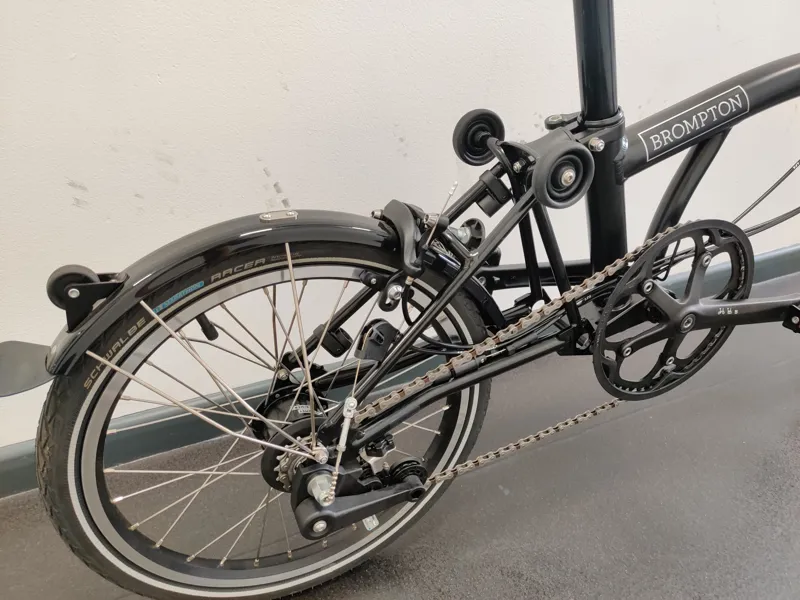 ONE OFF Brompton C Line High Handlebar 6 Speed Explore Folding Bike 2024 in Matt Black-4