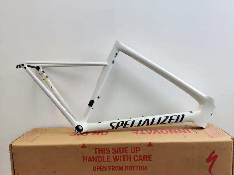 Specialized Tarmac SL8 Pro Frameset 56cm 2024 in Gloss Dune White-11