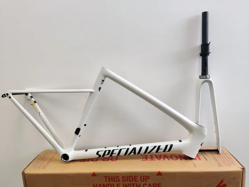 Specialized Tarmac SL8 Pro Frameset 56cm 2024 in Gloss Dune White-10