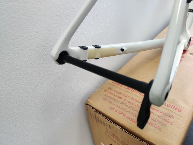 Specialized Tarmac SL8 Pro Frameset 56cm 2024 in Gloss Dune White-6