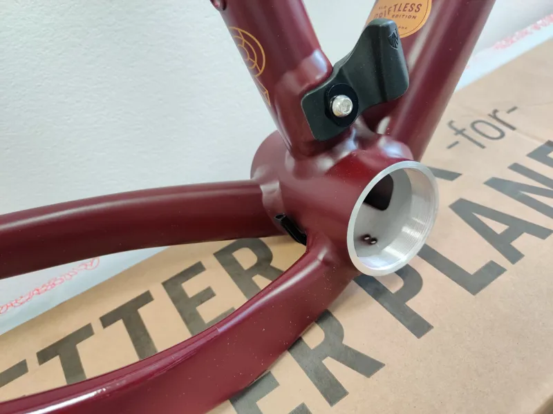 ONE OFF Trek Checkpoint ALR Frameset 56cm 2024 in Cobra Blood-6