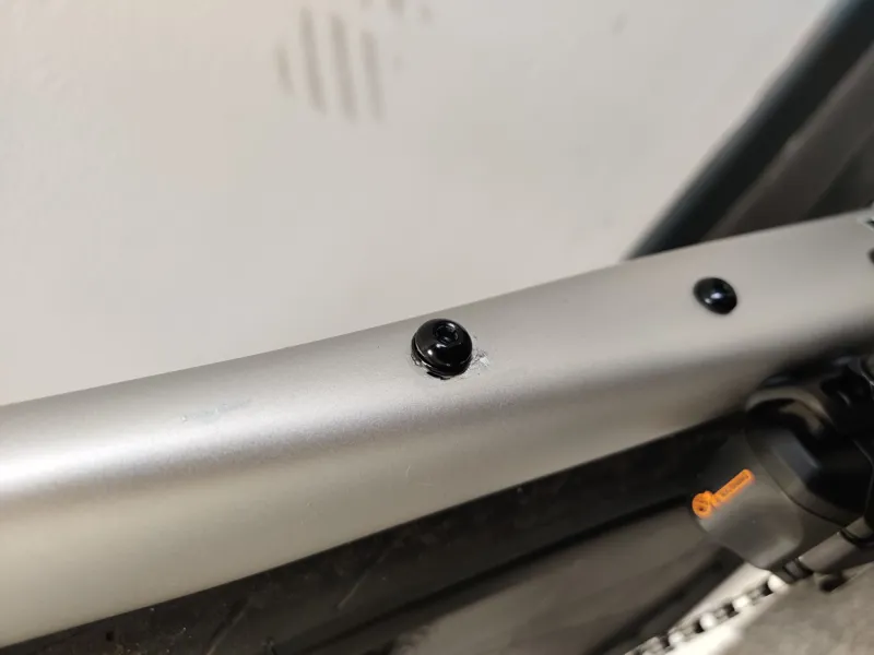 EX DISPLAY Trek Madone SL 7 Di2 Gen 8 Road Bike Medium-Large 2024 in Lunar Silver-3