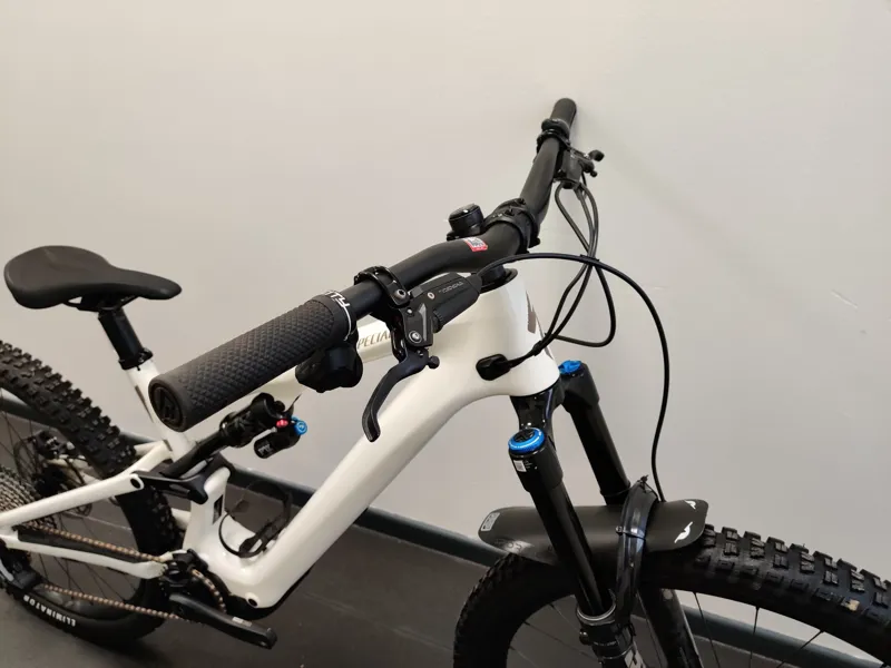 EX DEMO Specialized Turbo Levo SL Expert Carbon Electric Mountain Bike S4 2024 in Birch Taupe-5