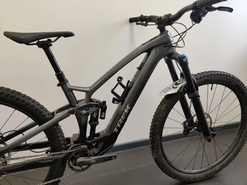 EX DEMO Trek Fuel EXe 9.7 Electric Full Suspension Mountain Bike Medium 2023 in Galactic Grey-7