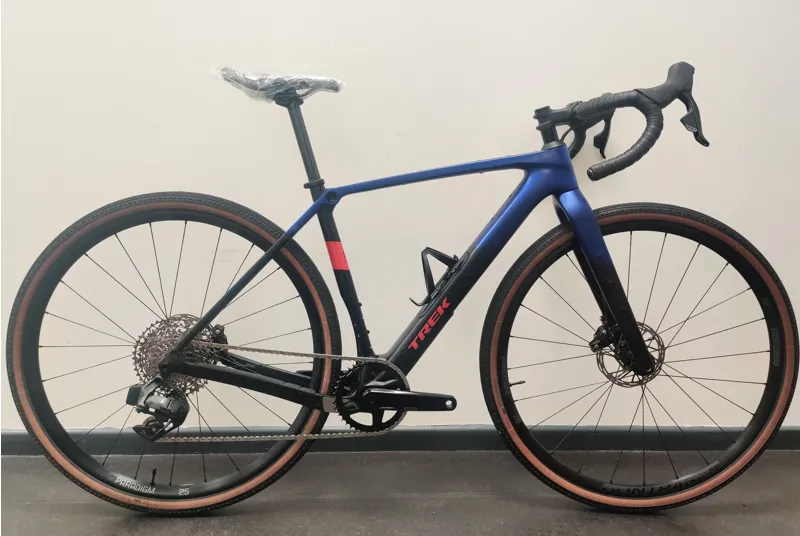 EX DEMO Trek Checkpoint SL 6 AXS Gen 3 Gravel Bike Small 2025 in Matte Hex Blue/Marianas Blue