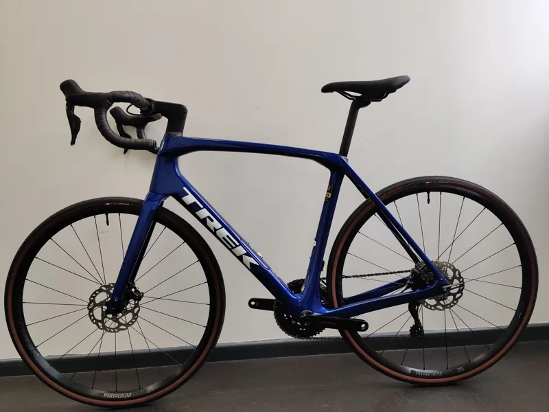 EX DISPLAY Trek Domane SL 6 Gen 4 Carbon Road Bike 58cm 2024 in Hex Blue-2