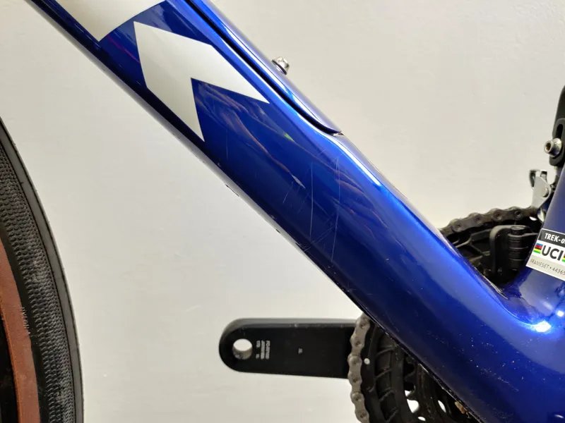 EX DISPLAY Trek Domane SL 6 Gen 4 Carbon Road Bike 58cm 2024 in Hex Blue-1