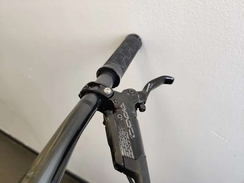 EX DEMO Trek Remedy 9.8 27.5 GX Full Suspension Mountain Bike Large 2024 in Trek Black-7