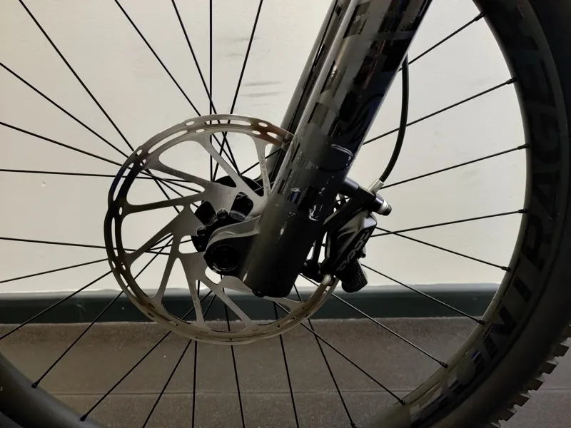 EX DEMO Trek Remedy 9.8 27.5 GX Full Suspension Mountain Bike Large 2024 in Trek Black-5