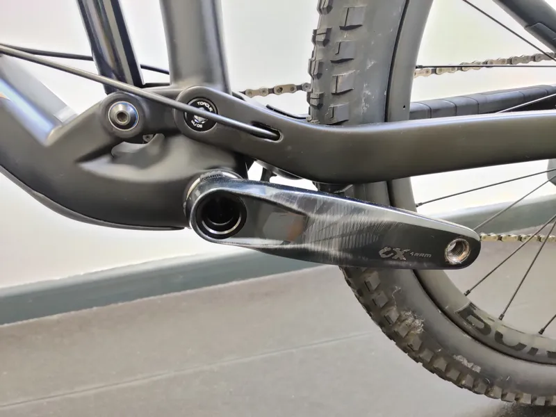 EX DEMO Trek Remedy 9.8 27.5 GX Full Suspension Mountain Bike Large 2024 in Trek Black-4