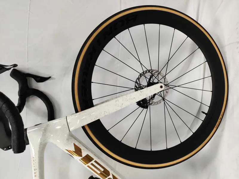 EX DEMO Trek Madone SLR 7 Di2 Gen 8 Road Bike MediumLarge 2025 in Era White-3