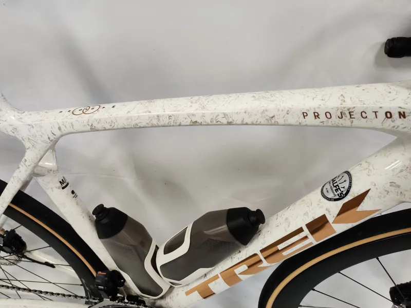 EX DEMO Trek Madone SLR 7 Di2 Gen 8 Road Bike MediumLarge 2025 in Era White-2