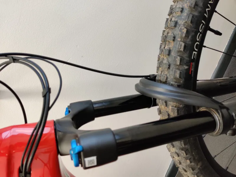 EX DEMO Trek Fuel EXe 9.7 SLX/XT Electric Full Suspension Mountain Bike Large 2025 in Lava Red-3