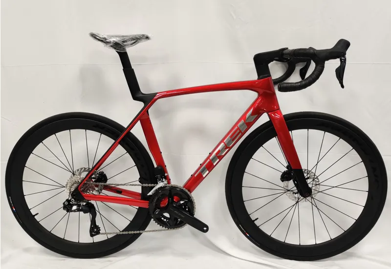 EX DISPLAY Trek Madone SL 6 Gen 8 Di2 Road Bike MediumLarge 2026 in Gloss Fury Red Matte Deep Smoke-1
