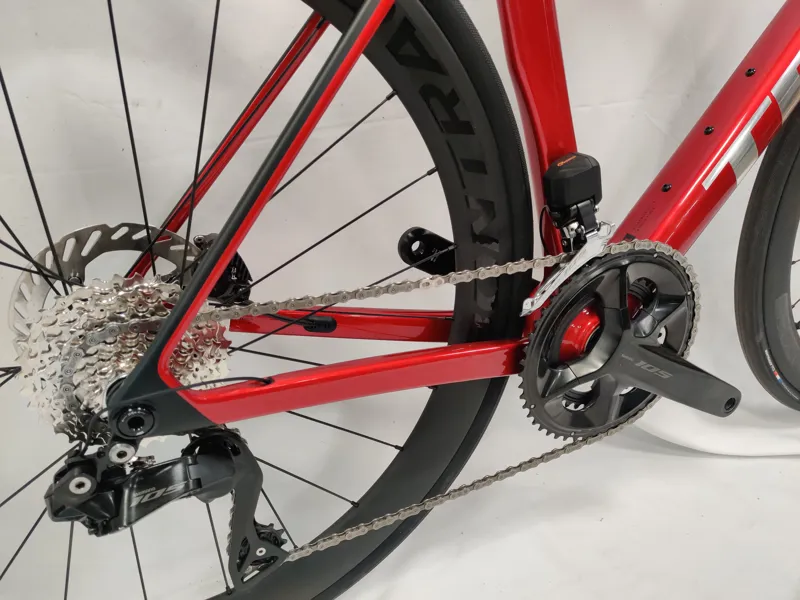 EX DISPLAY Trek Madone SL 6 Gen 8 Di2 Road Bike MediumLarge 2026 in Gloss Fury Red Matte Deep Smoke-2