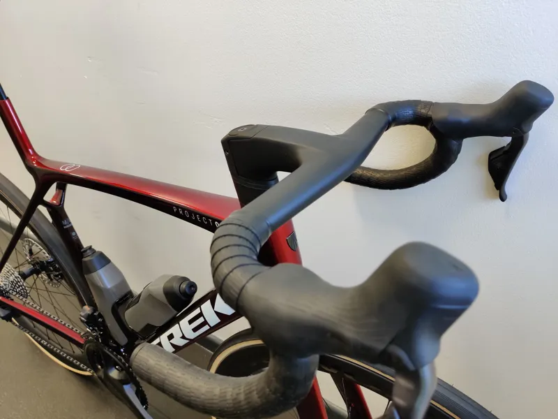 EX DISPLAY Trek Madone SLR 7 Di2 Gen 8 Road Bike Small 2026 in Carbon Red Smoke-2