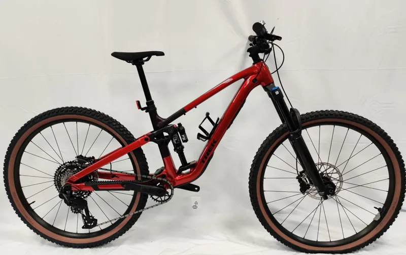 EX DISPLAY Trek Fuel EX 8 Gen 7 Full Suspension Mountain Bike Medium 2026 in Gloss Fury Red-1
