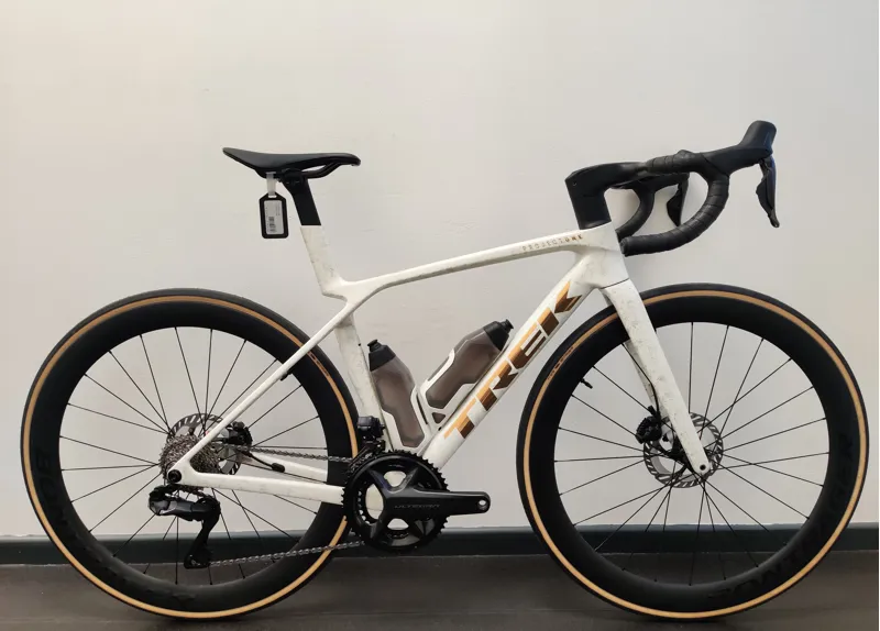 EX DEMO Trek Madone SLR 7 Di2 Gen 8 Road Bike Small 2025 in Era White