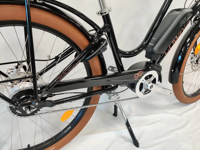 EX DISPLAY Electra Townie Go 5i Step Through Electric Hybrid Bike Medium 2025 in Black-4