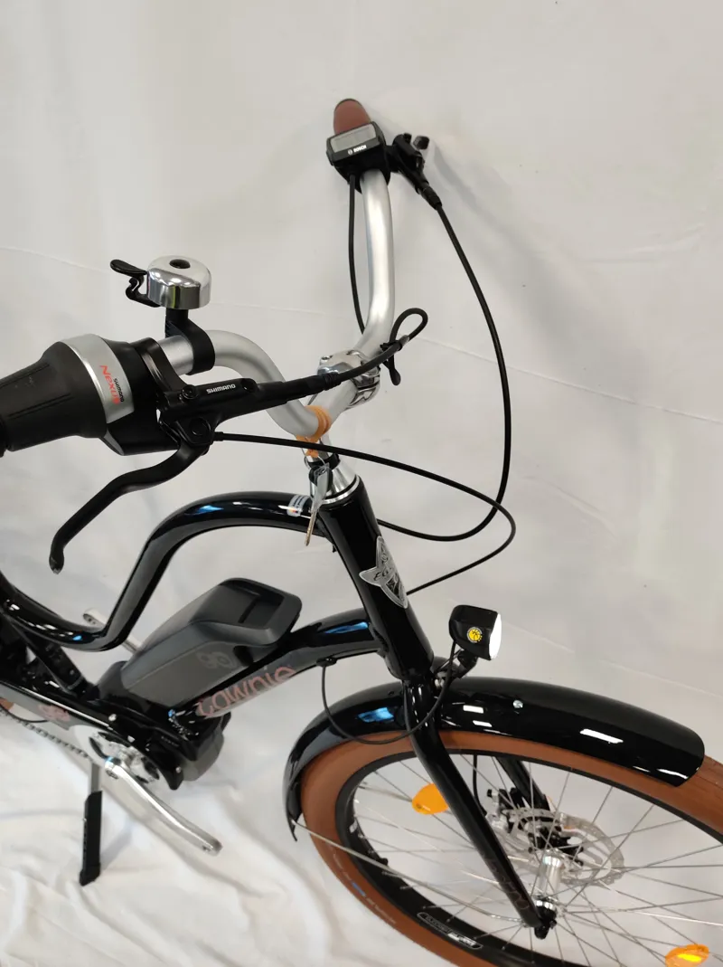 EX DISPLAY Electra Townie Go 5i Step Through Electric Hybrid Bike Medium 2025 in Black-3