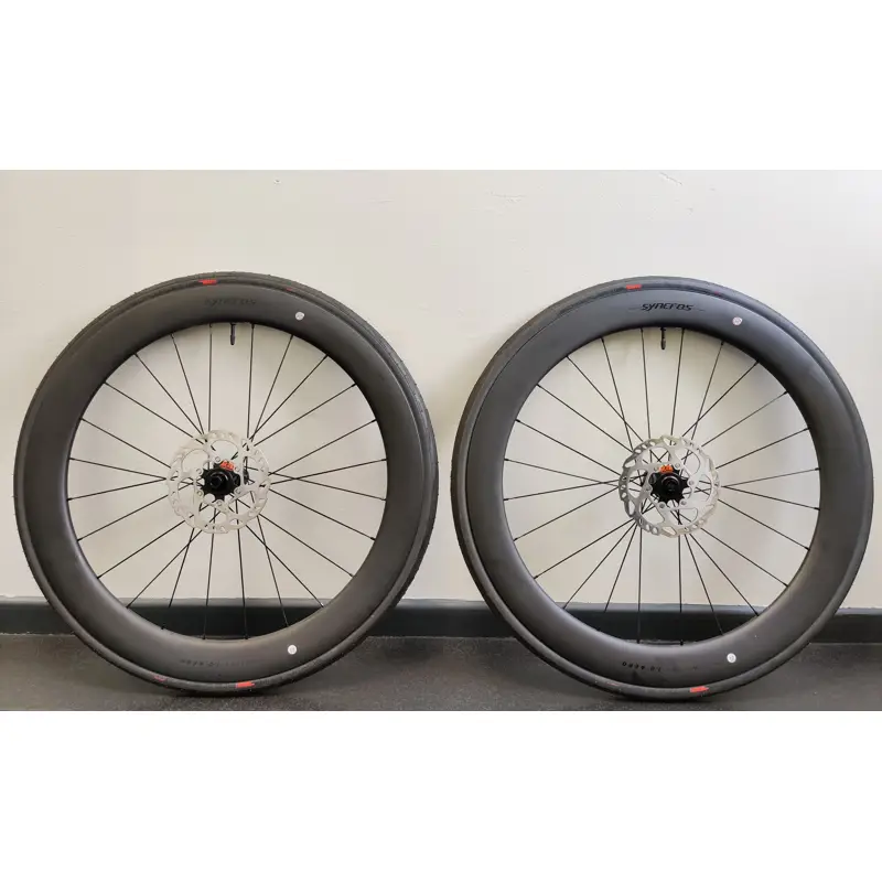 Balfes Bikes EX DISPLAY Scott Syncros Capital 1.0 60 Wheelset With Schwalbe Pro One Tyre and Rotor Bundle | Free postage over £30, £10 off first order, price match & 0% finance.