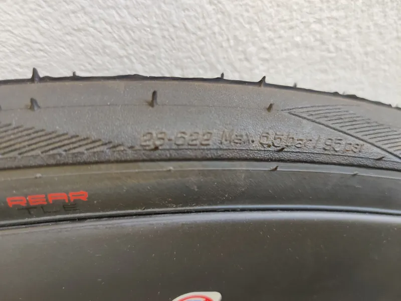 EX DISPLAY Scott Syncros Capital 1.0 60 Wheelset With Schwalbe Pro One Tyre and Rotor Bundle-6