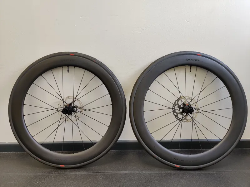 EX DISPLAY Scott Syncros Capital 1.0 60 Wheelset With Schwalbe Pro One Tyre and Rotor Bundle-5
