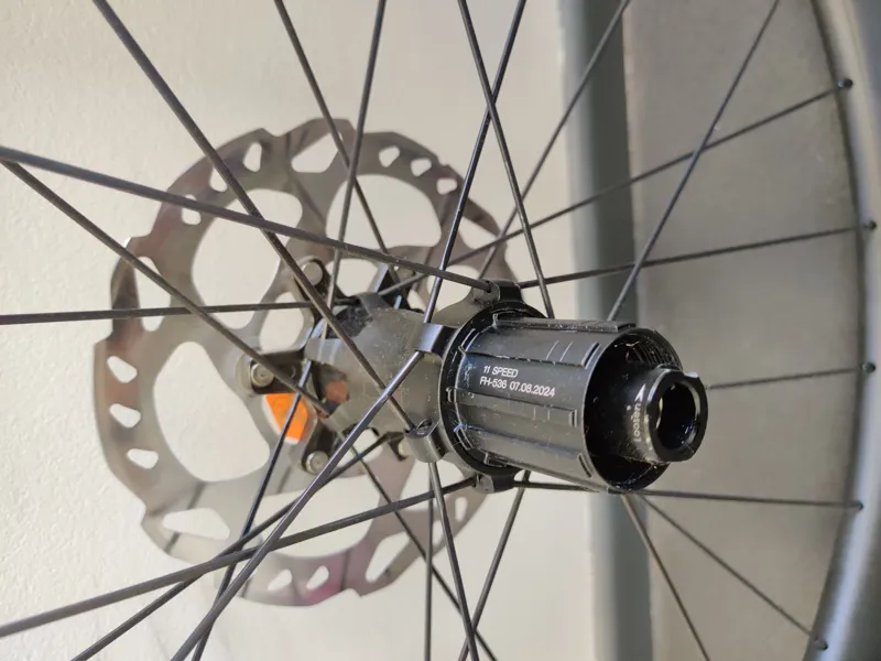 EX DISPLAY Scott Syncros Capital 1.0 60 Wheelset With Schwalbe Pro One Tyre and Rotor Bundle-4