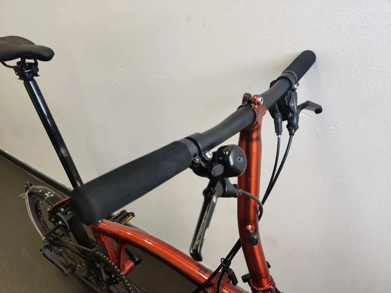 EX DEMO Brompton P Line 4 speed Low handlebar Standard Seatpost Folding Bike 2026 in Flame Lacquer -8