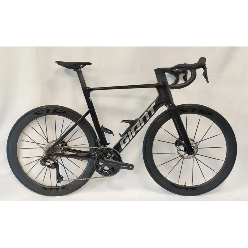 Balfes Bikes EX DEMO Giant Propel Advanced Pro 0 Di2 Road Bike MediumLarge 2027 in Obsidian Pulse | Free postage over £30, £10 off first order, price match & 0% finance.