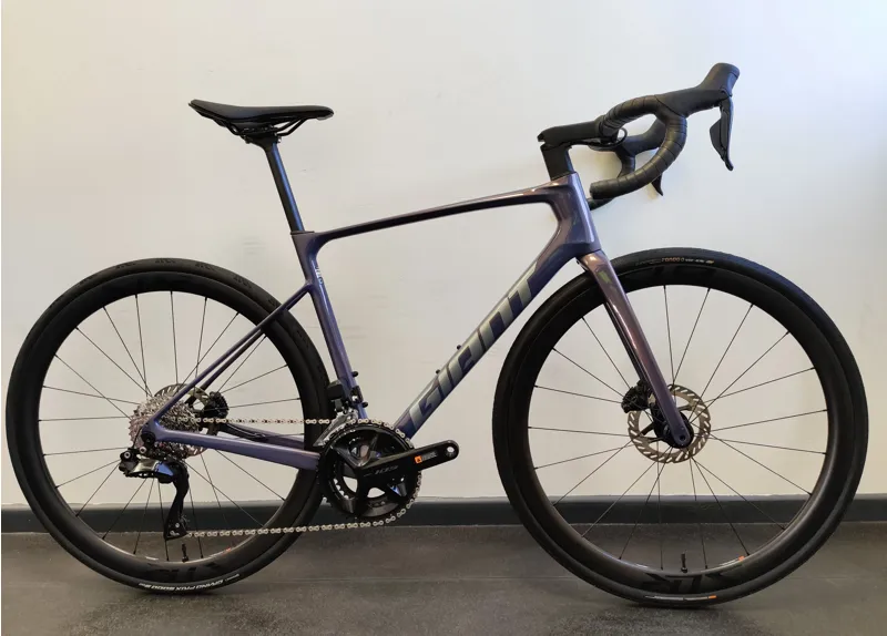 EX DEMO Giant Defy Advanced 0 Road Bike Medium 2026 in Meteorite Mist