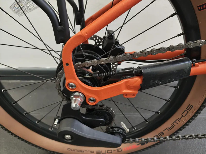 EX DISPLAY Brompton G Line with Roller Frame 8 Speed Folding Bike Medium 2026 in Adventure Orange-7