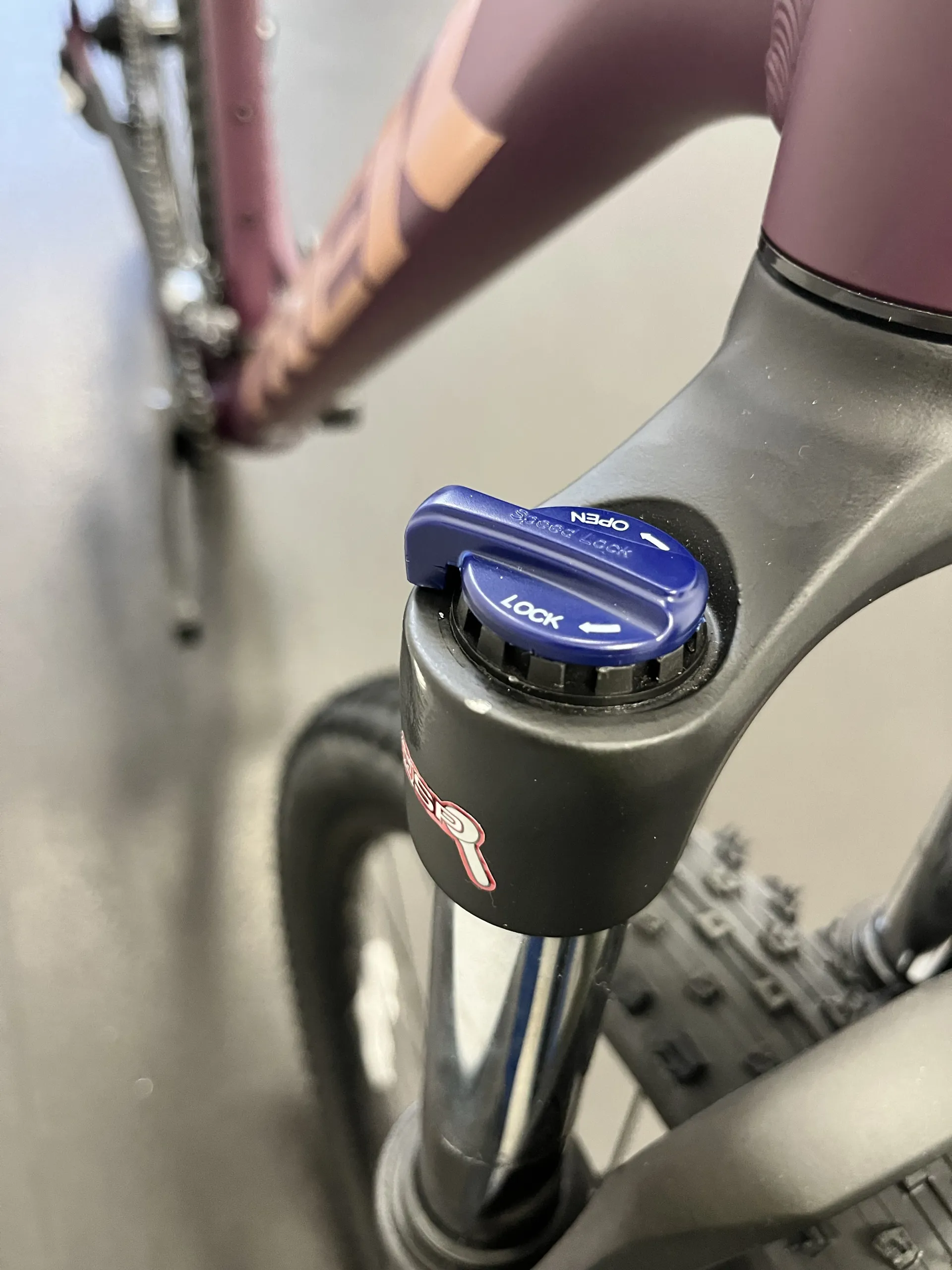 EX DISPLAY Trek Marlin Women's Mountain Bike ML 2021 in Mulberry