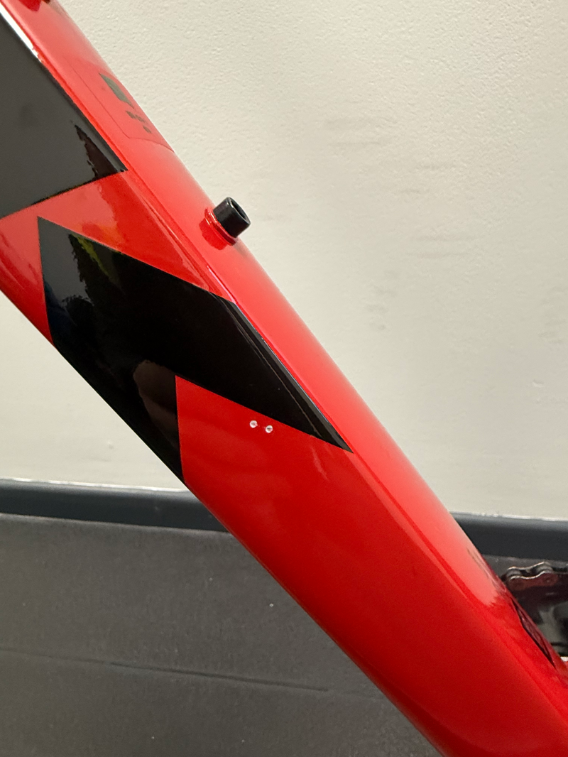 EX-DISPLAY Trek Marlin 6 Hardtail Mountain Bike Size Medium Large 2025 in Lava Red-5