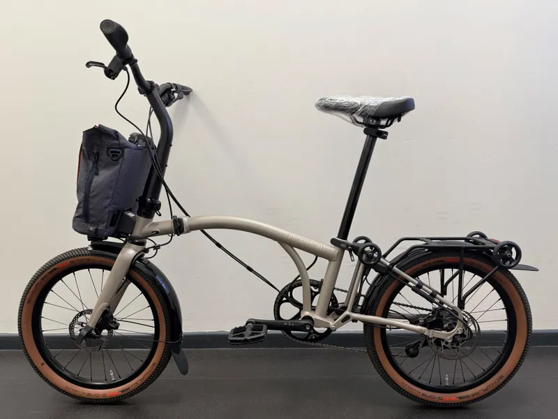 EX DEMO Brompton Electric G Line with Roller Frame 4 Speed Folding Bike Large 2026 in Traildust White-1