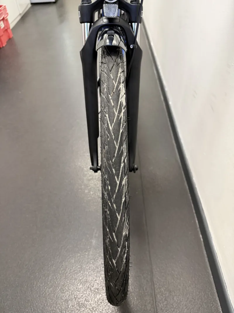 EX-DEMO Trek Verve+ 2 Lowstep 500Wh Electric Hybrid Bike X-Small 2025 in Alpine Blue-5