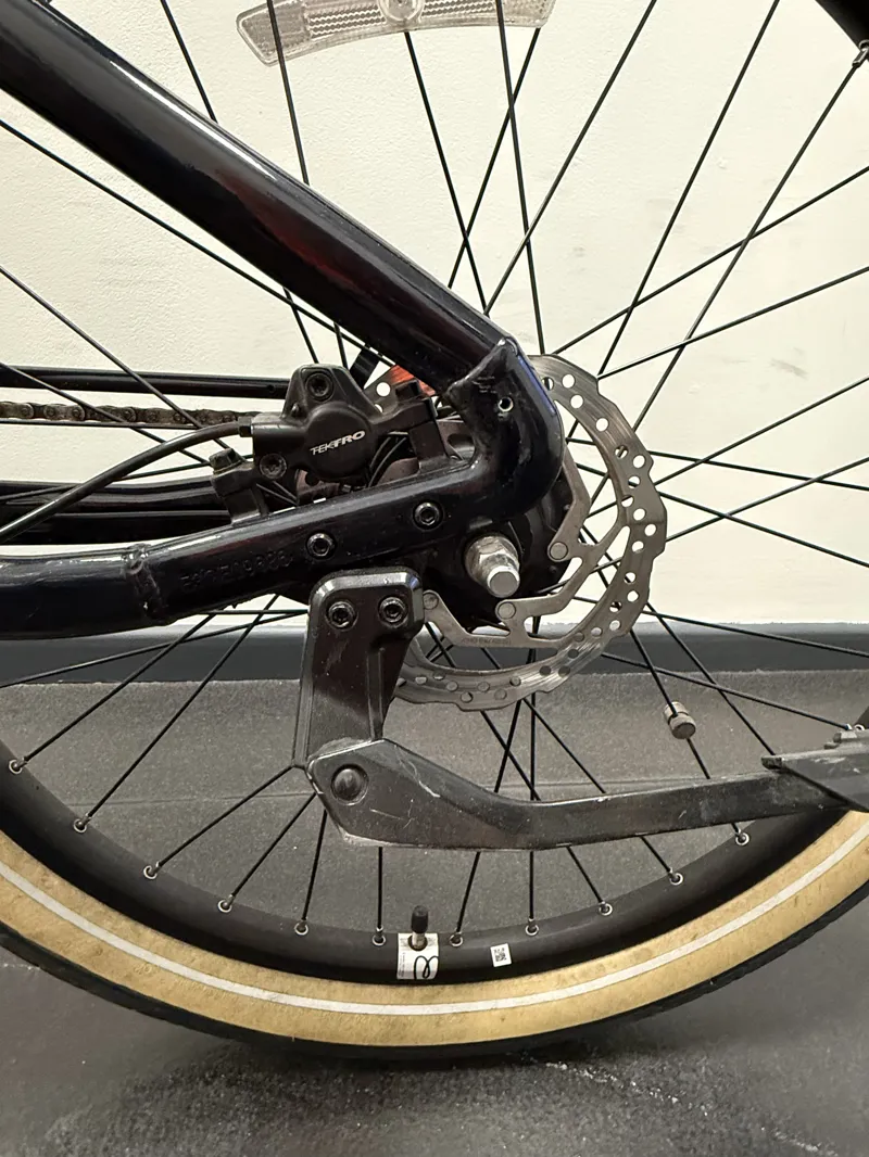 EX DEMO Momentum Vida E+ GTS 25km/H Large Electric Hybrid Bike 2025 in Ink-5