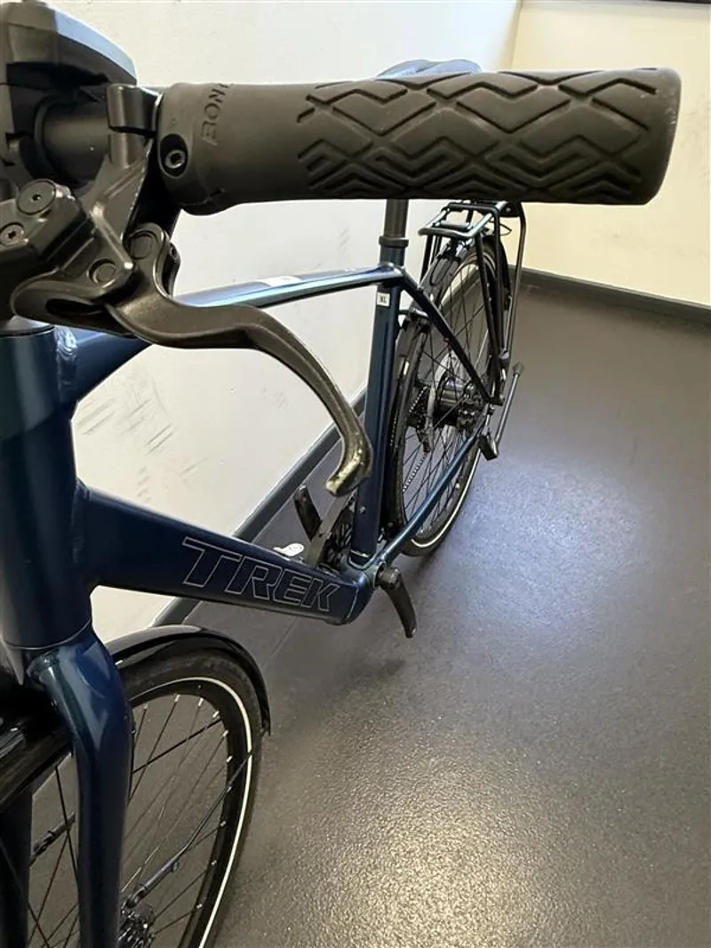 EX DEMO Trek Fx+ 2 X-Large Electric Hybrid Bike 2025 in Mulsanne Blue-7